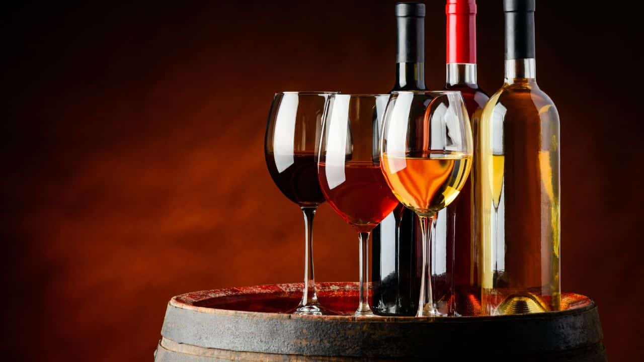 Discover the perfect South American meals to pair with Colombian wines. Explore the rich flavors and culinary traditions of Colombia.