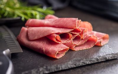 ¿Cuál es la carne fría más saludable? Una guía para elegir los mejores embutidos.